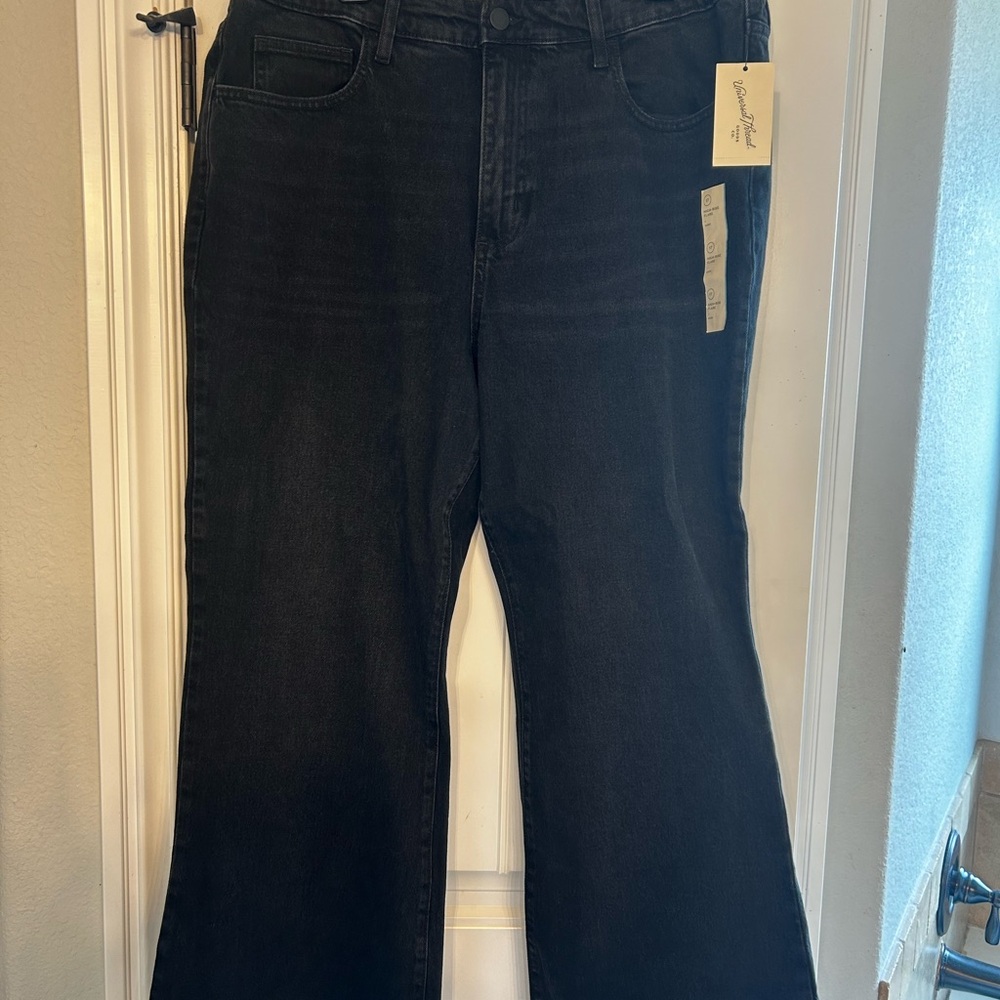 Universal Thread Women's High Rise Flare Jeans - Black size 17 short
